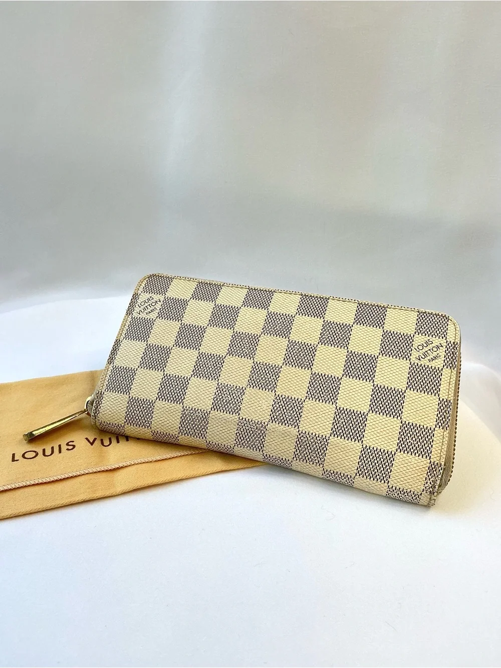 Louis Vuitton | Damier Azur Zippy Canvas Wallet